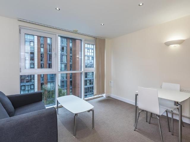 Apartment for rent in Canning Town, Greater London