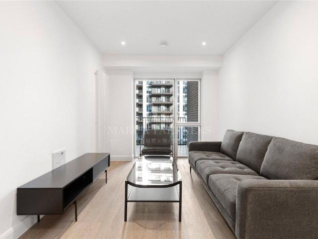 House for rent in Silvertown, Greater London