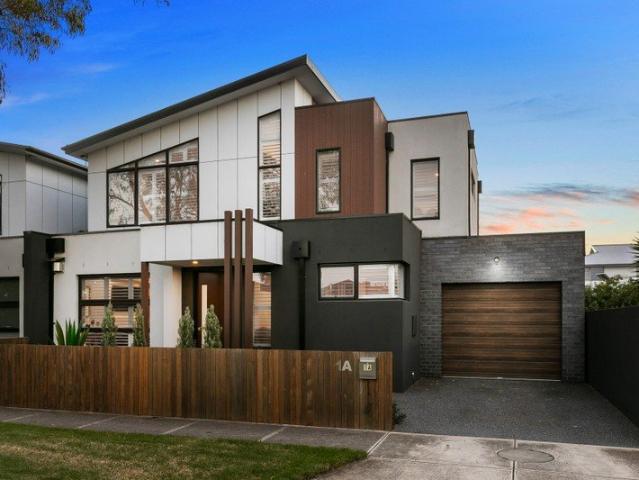 Townhouse for sale in Camerons Creek, Victoria