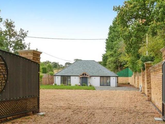 House for sale in Fole, Surrey