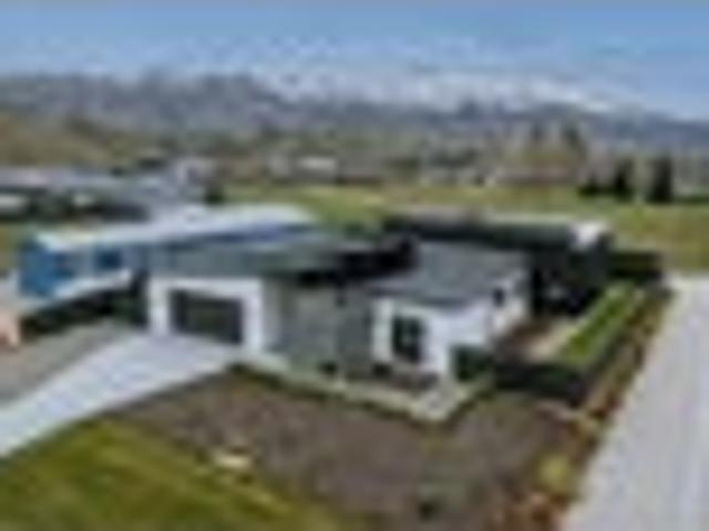 House for sale in Otakou