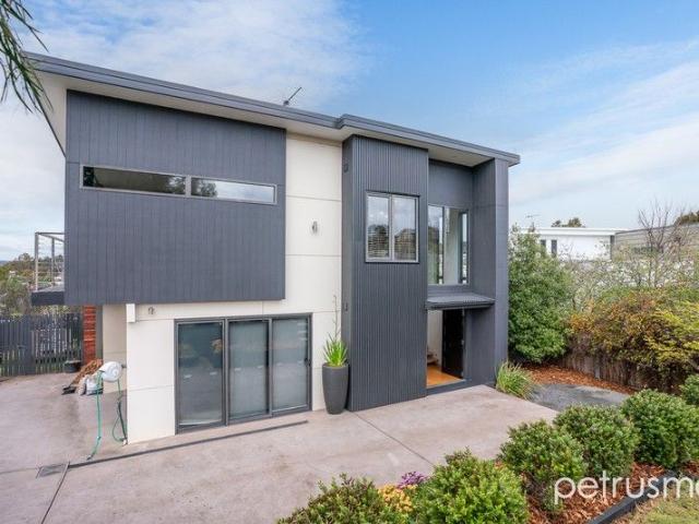 House for sale in Kingston, Tasmania