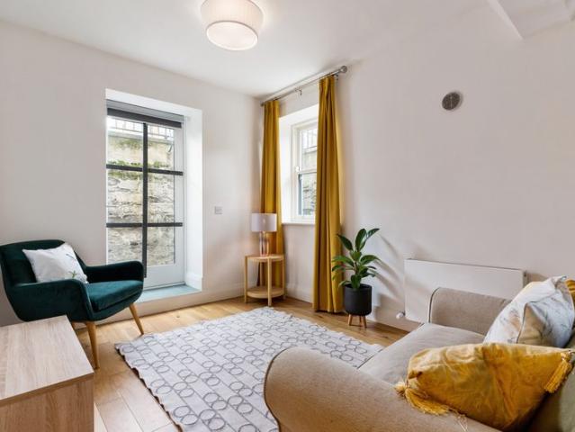 Apartment to rent in Bluebell, North Tipperary