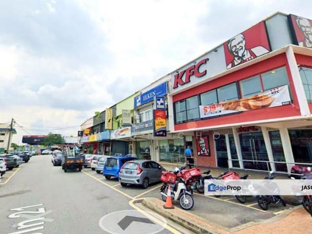 Shop for sale in Petaling Jaya, Petaling