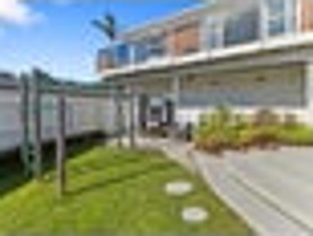 House for sale in Hillsborough, Oroua County
