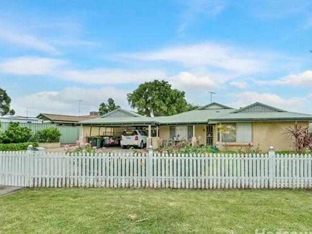 House for sale in Parklands, Western Australia