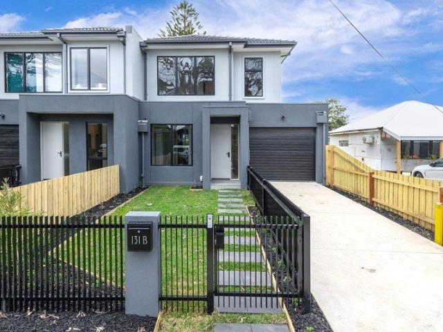 Townhouse for sale in Camerons Creek, Victoria