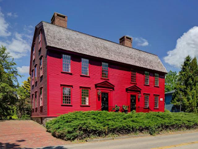 Apartment for sale in Newport, Rhode Island