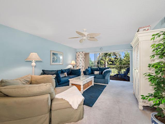 Apartment for sale in Naples, Florida
