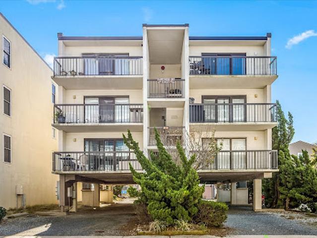 Apartment for sale in Ocean City, Maryland