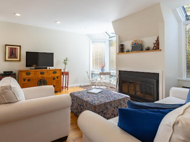 Apartment for sale in Newport, Newport County