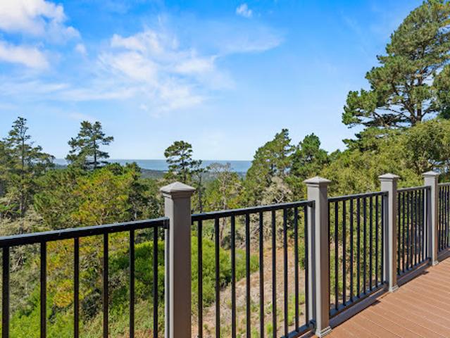 Apartment for sale in Monterey, California
