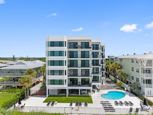 Apartment for sale in Indian Rocks Beach, Florida