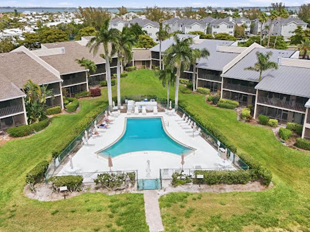 Apartment for sale in Longboat Key, Manatee County
