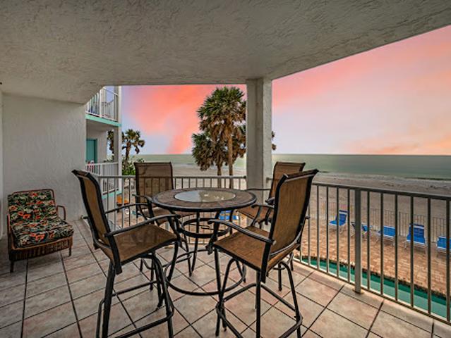 Apartment for sale in Indian Rocks Beach, Florida