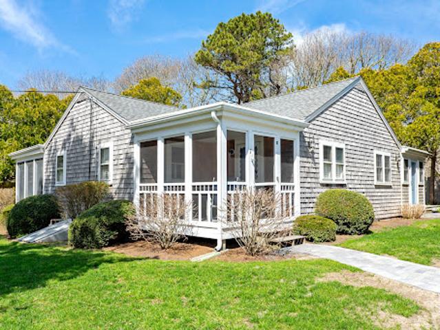 Apartment for sale in Barnstable, Massachusetts