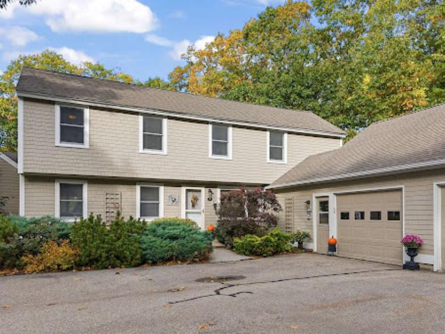 Apartment for sale in Wells, York County