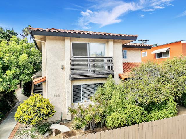 Apartment for sale in Imperial Beach, California