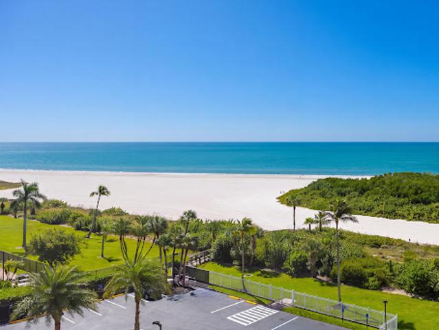 Apartment for sale in Marco Island, Collier County