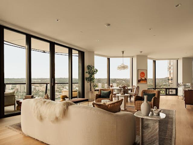 Apartment for sale in Canoga Park, California