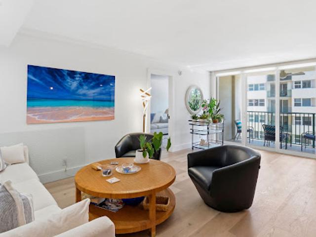 Apartment for sale in Hillsboro Beach, Broward County