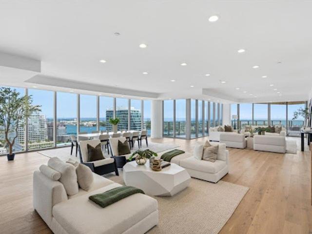 Apartment for sale in West Palm Beach, Florida