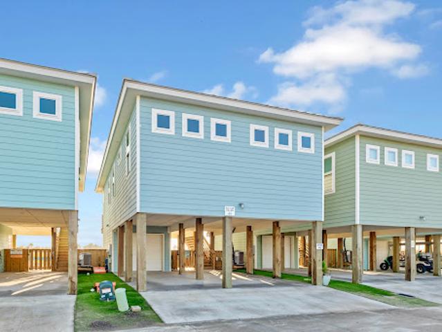 Apartment for sale in Port Aransas, Texas