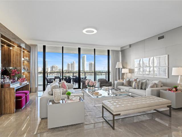Apartment for sale in Aventura, Florida