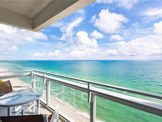 Apartment for sale in Miami Beach, Florida
