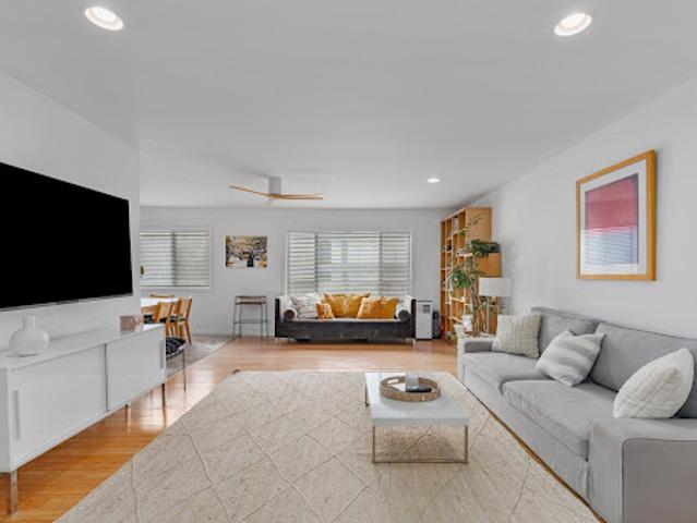 Apartment for sale in Santa Monica Apartment for sale in Santa Monica