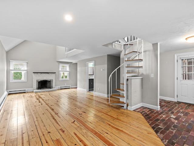 Apartment for sale in Plymouth, Plymouth County