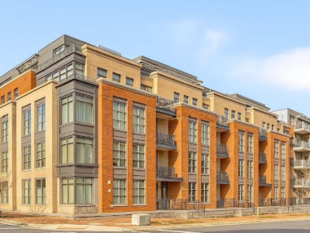 Apartment for sale in Alexandria, Virginia