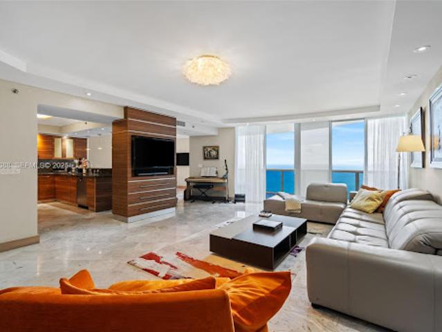 Apartment for sale in North Miami Beach, Florida