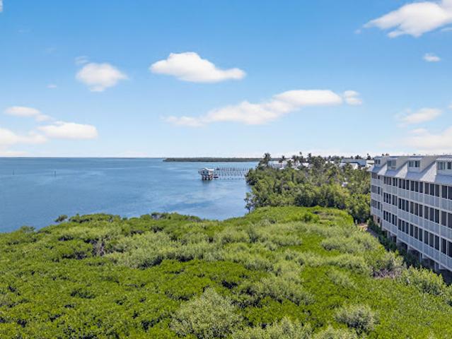 Apartment for sale in Captiva, Florida