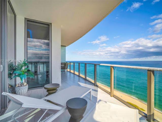 Apartment for sale in Pompano Beach, Florida