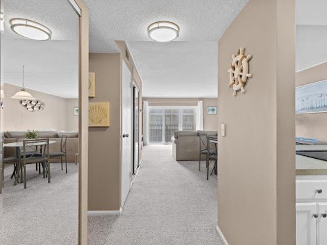 Apartment for sale in Ocean City, Maryland