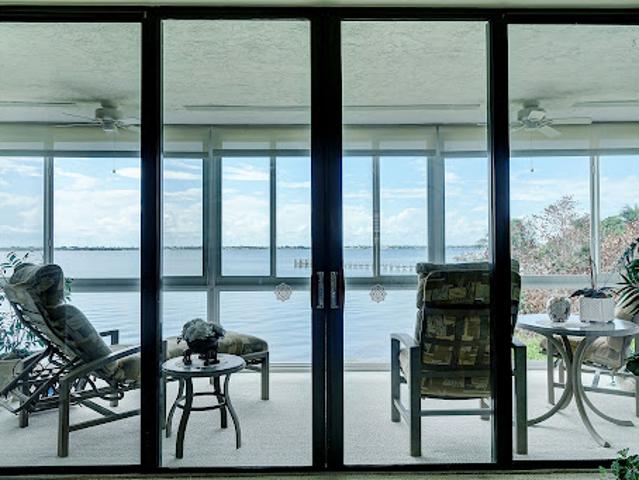 Apartment for sale in Stuart, Florida