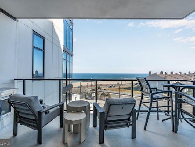 Apartment for sale in Monmouth, New Jersey