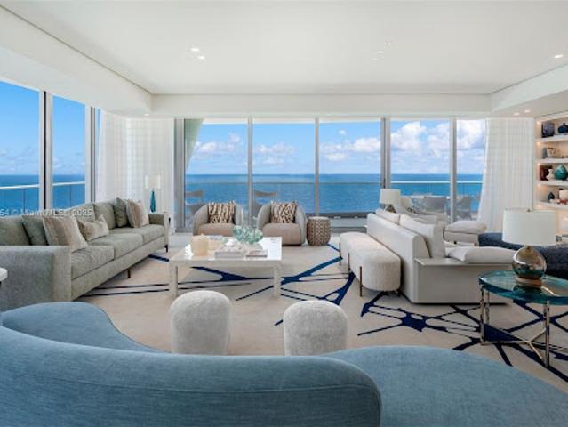 Apartment for sale in Surfside, Florida