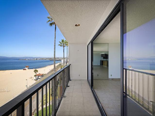 Apartment for sale in Redondo Beach, Los Angeles County