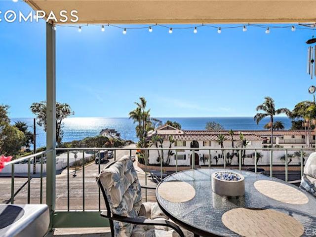 Apartment for sale in Laguna Beach, California
