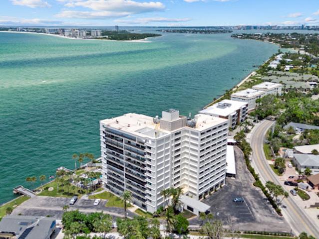 Apartment for sale in Sarasota, Florida