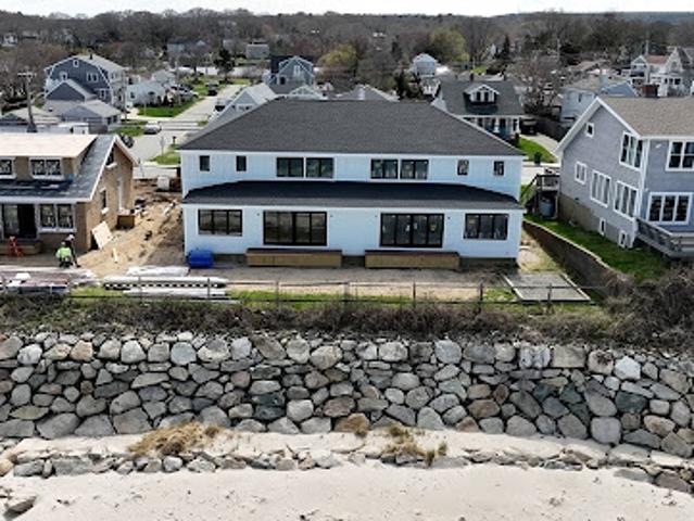 Apartment for sale in Manomet, Massachusetts