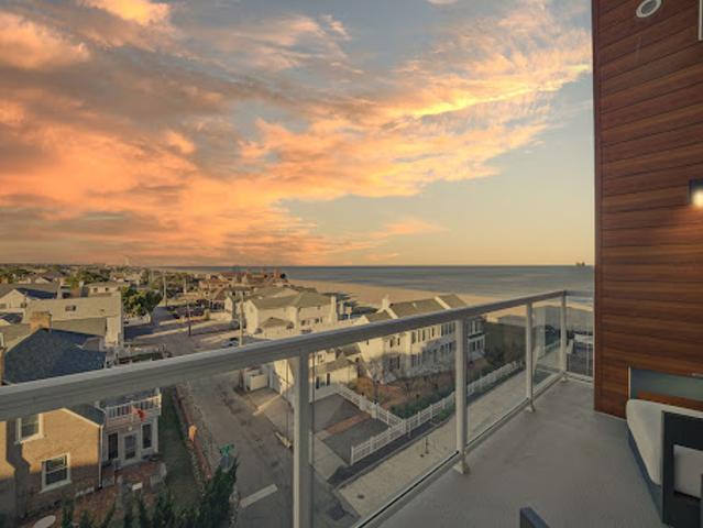 Apartment for sale in Virginia Beach, Virginia
