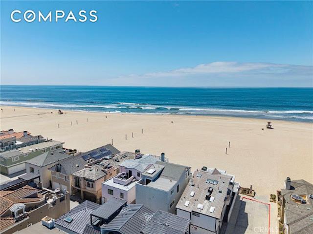House for sale in Newport Beach