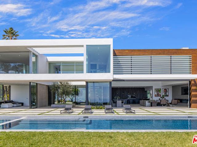 House for sale in Malibu, California
