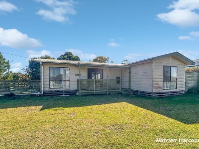 House for sale in Mcloughlins Beach, Victoria