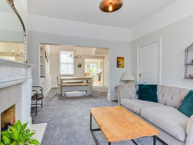 House for rent in Aldrington
