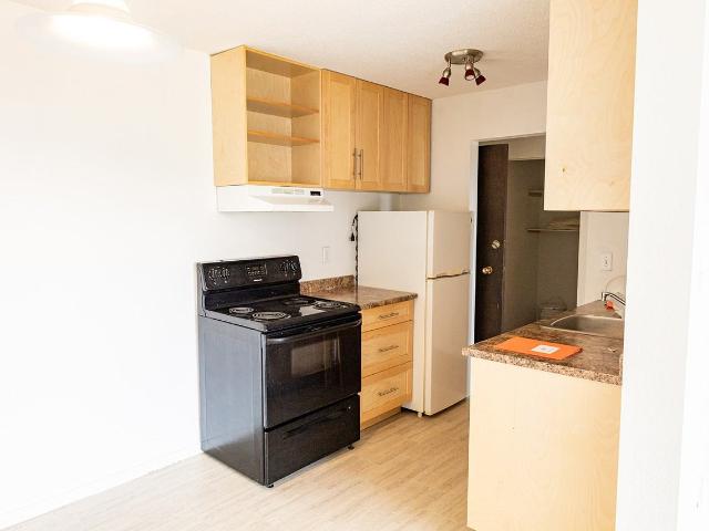 Apartment for rent in Esquimalt, British Columbia