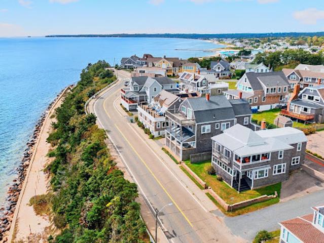 House for sale in Falmouth, Barnstable County